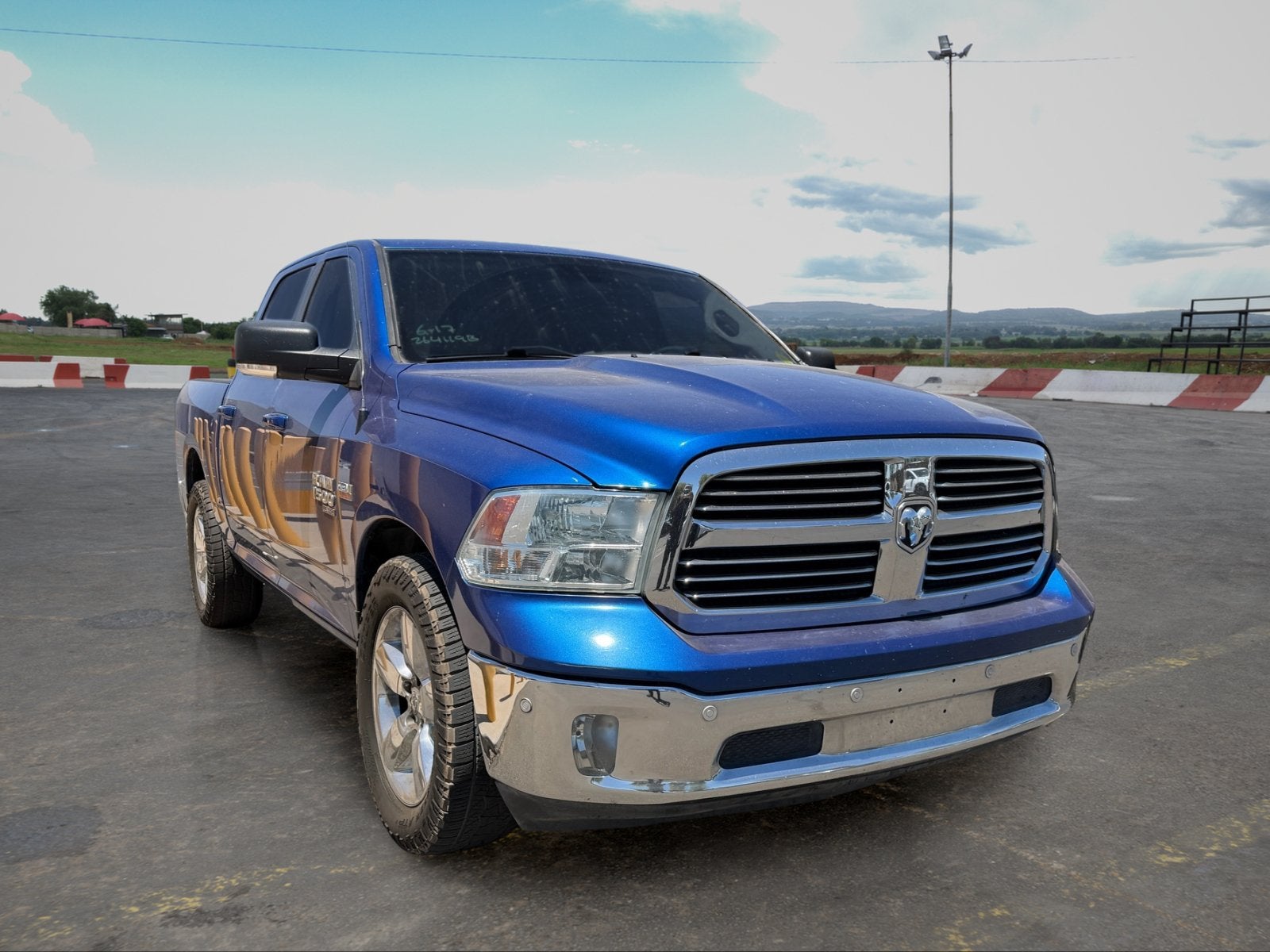 ram ram 1500 classic 2019 1C6RR6LT1KS526254 image ram ram 1500 classic 2019 1C6RR6LT1KS526254 image